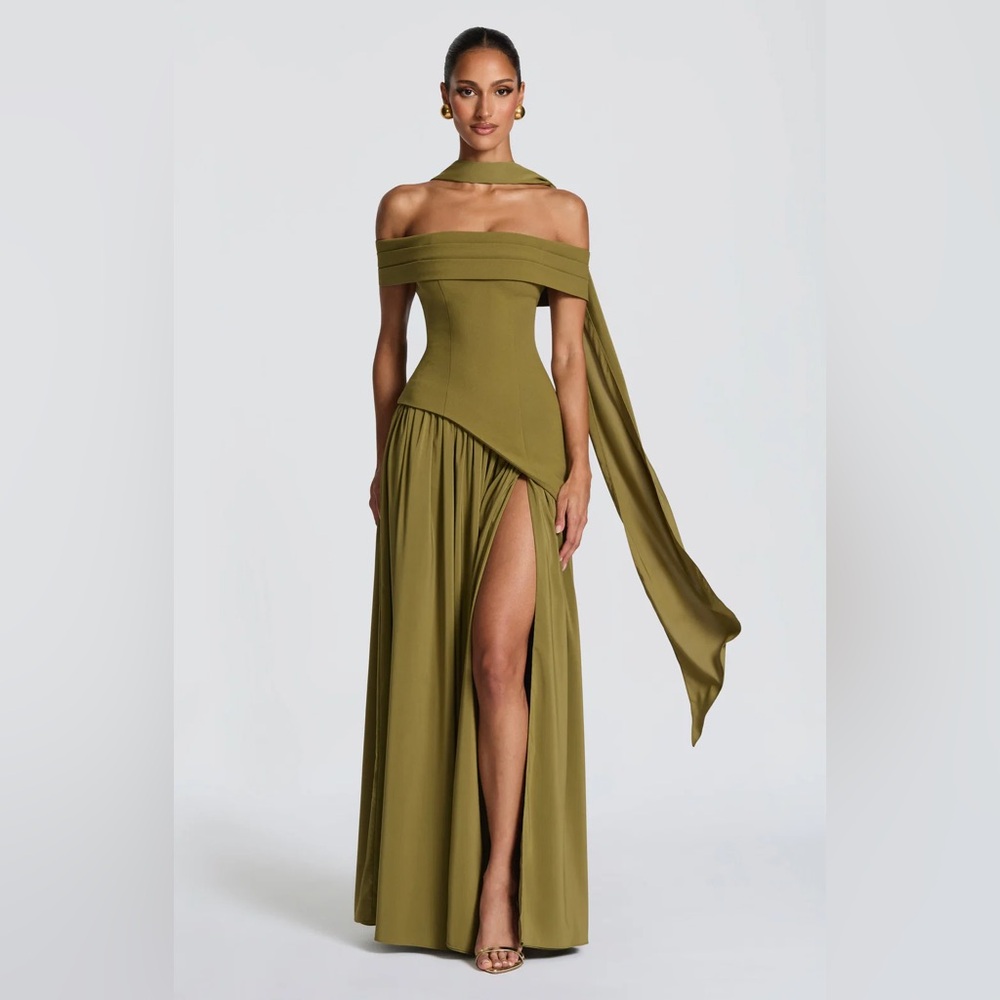 Babyboo Delilah Dress in green - Evening Gown with scarf
